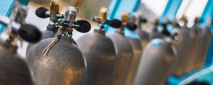 Газовые баллоны в Братиславской